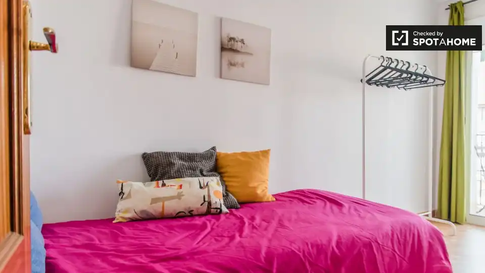 Room in Nou Benicalap