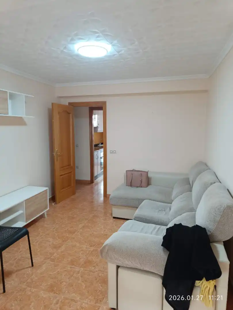 Sala d'estar de Pis en venda en Valencia amb Moblat i Forn