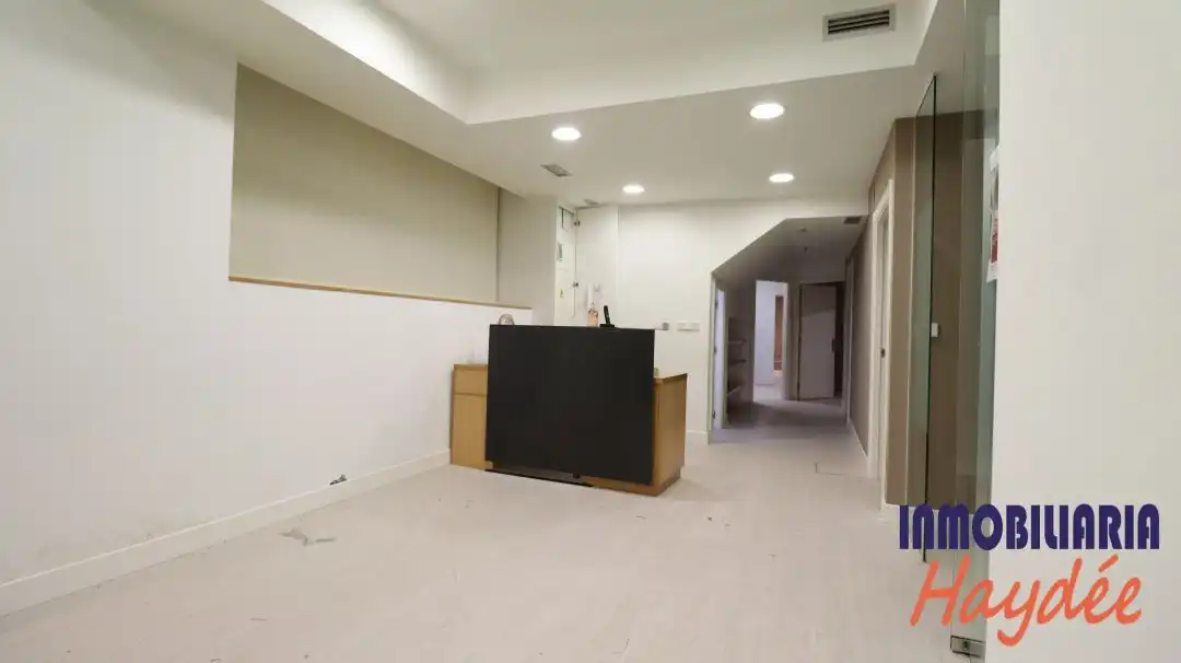 Local comercial en venda a Las Arenas, imagen 2