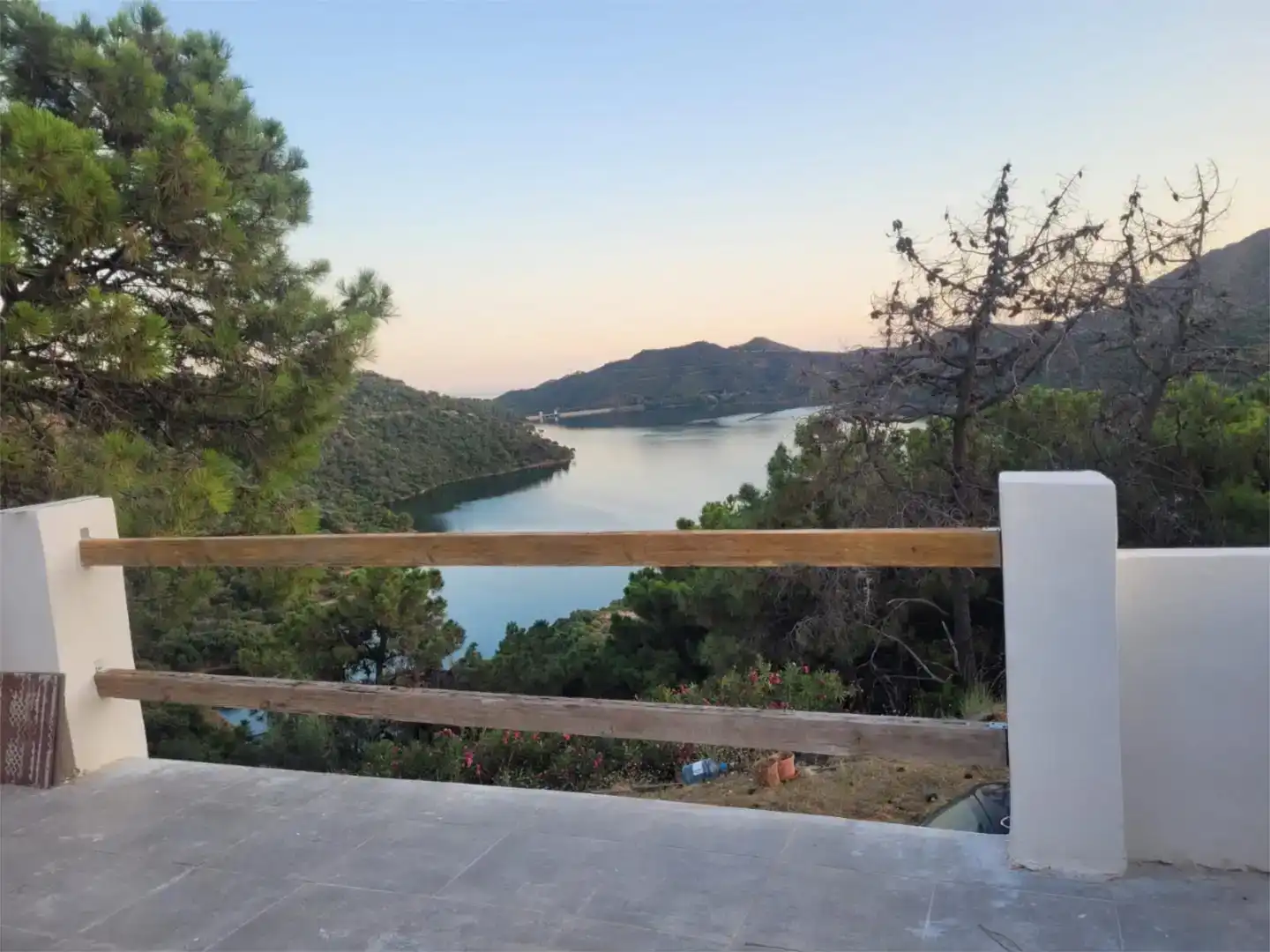 Terraza de Casa o chalet para compartir en Istán con Jardín privado, Amueblado y Lavadora