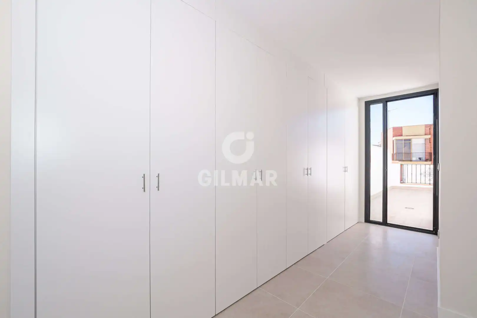 Attic for sale in Sevilla  with Heating, Storage room and Swimming Pool