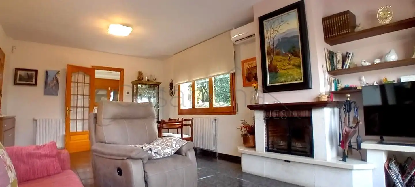 Casa con terraza en venta en L'Esquirol, imagen 9