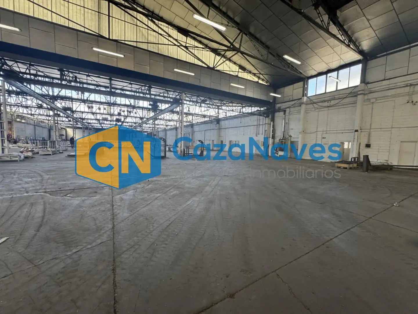Nave industrial en alquiler en Reyes Católicos, imagen 5