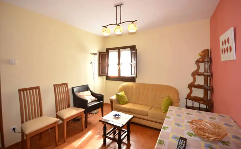 Sala de estar de Apartamento de alquiler en Llanes con Calefacción, Amueblado y Horno