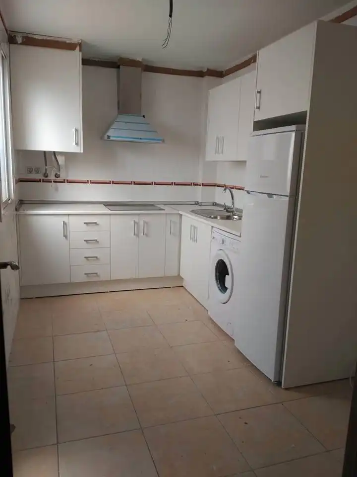 Adossat amb terrassa en venda a Torreperogil, imagen 23