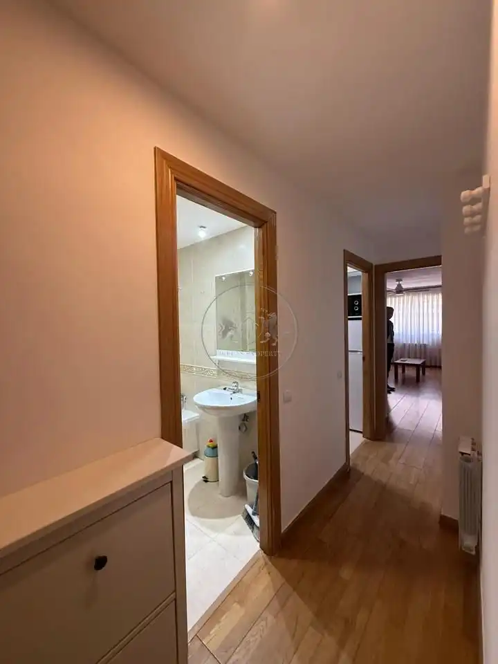 Baño de Apartamento en venta en Madrid con Calefacción y Amueblado