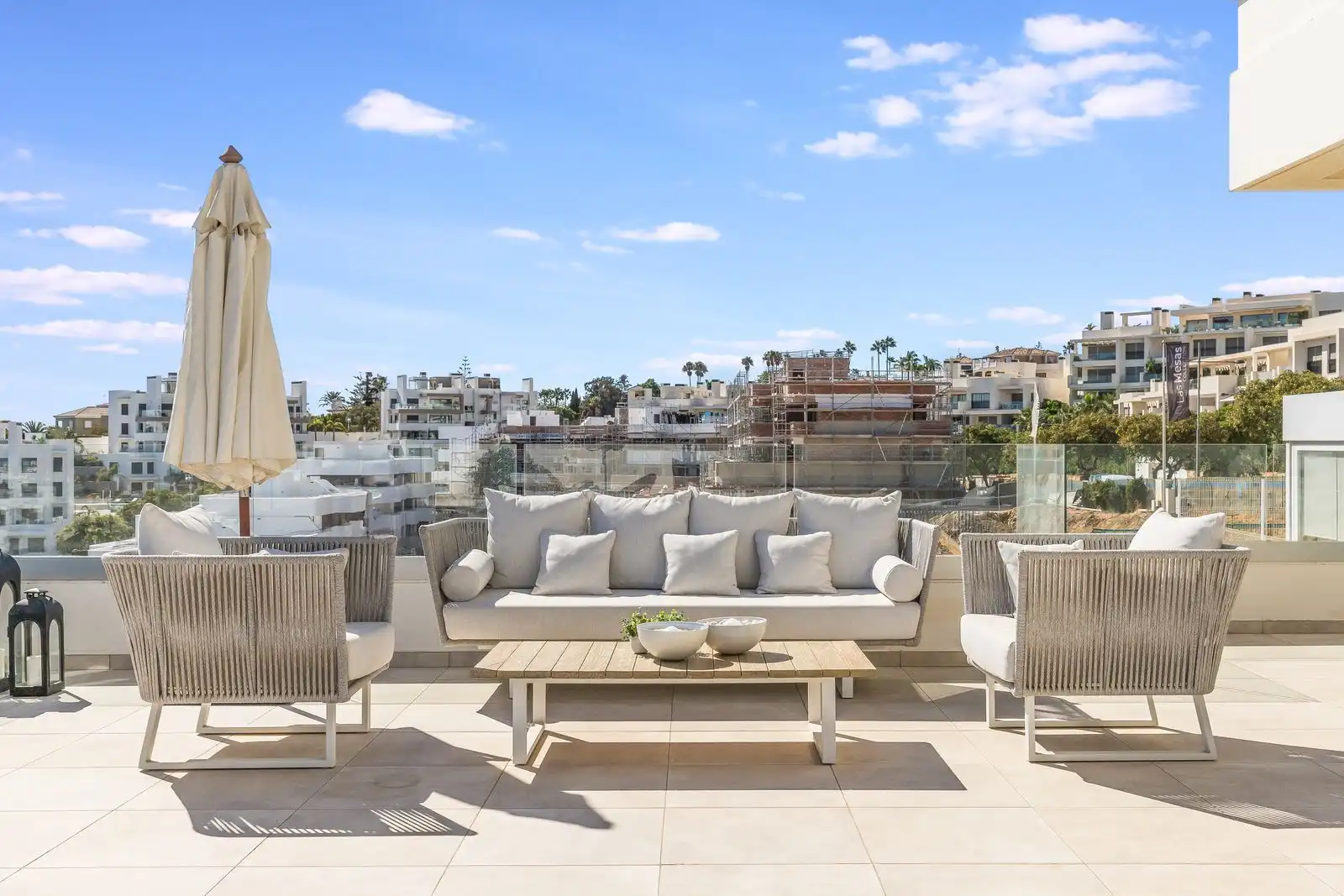 Apartament amb piscina en venda a Calle Eslovenia 5, imagen 14