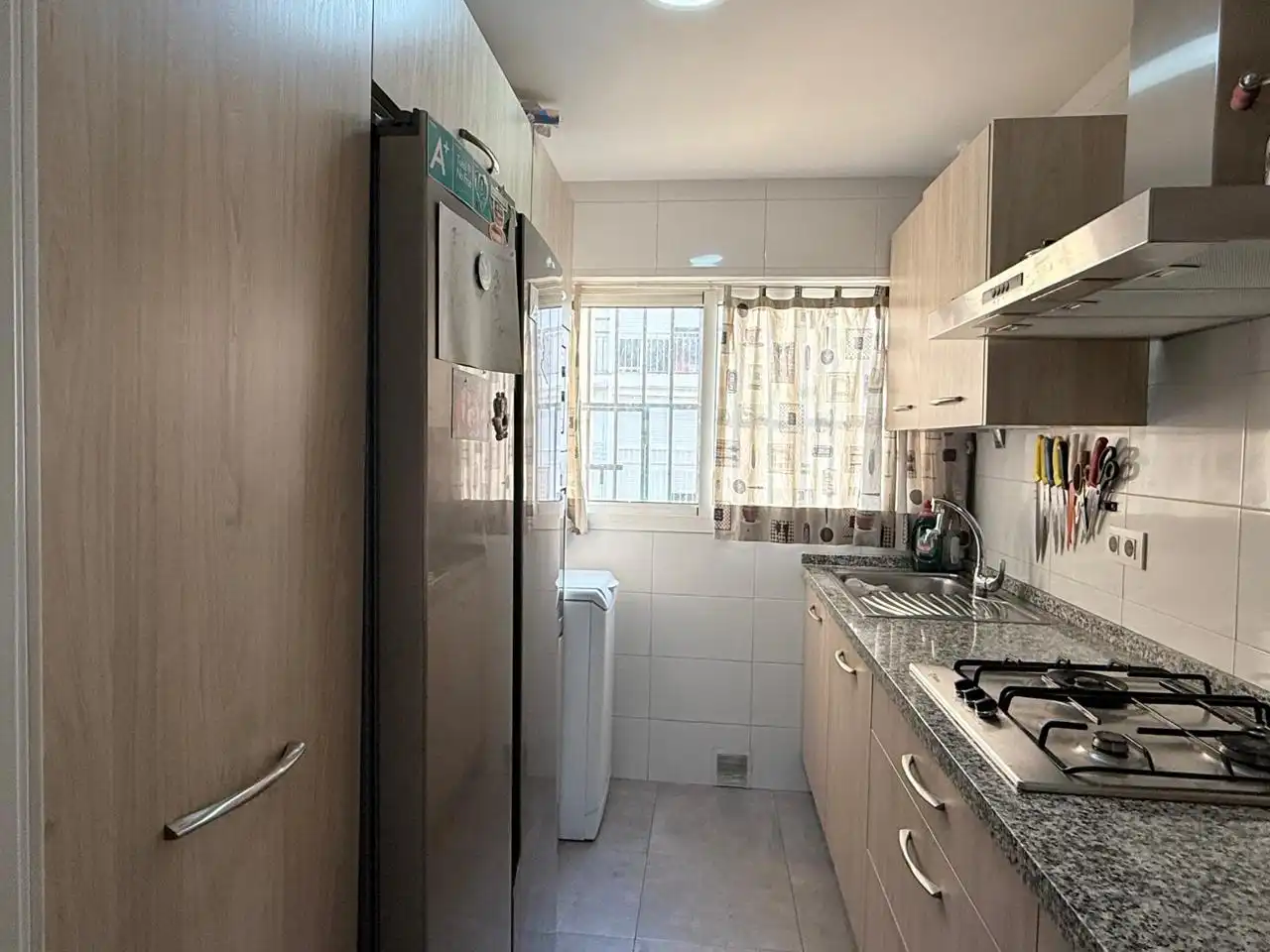 Wohnung zur Miete in Calle Azahar, Cruz Roja