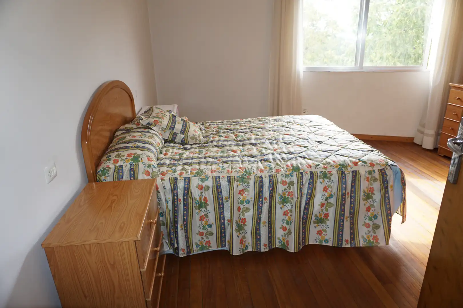 Habitación de Piso en venta en Monterroso con Amueblado, Horno y Balcón