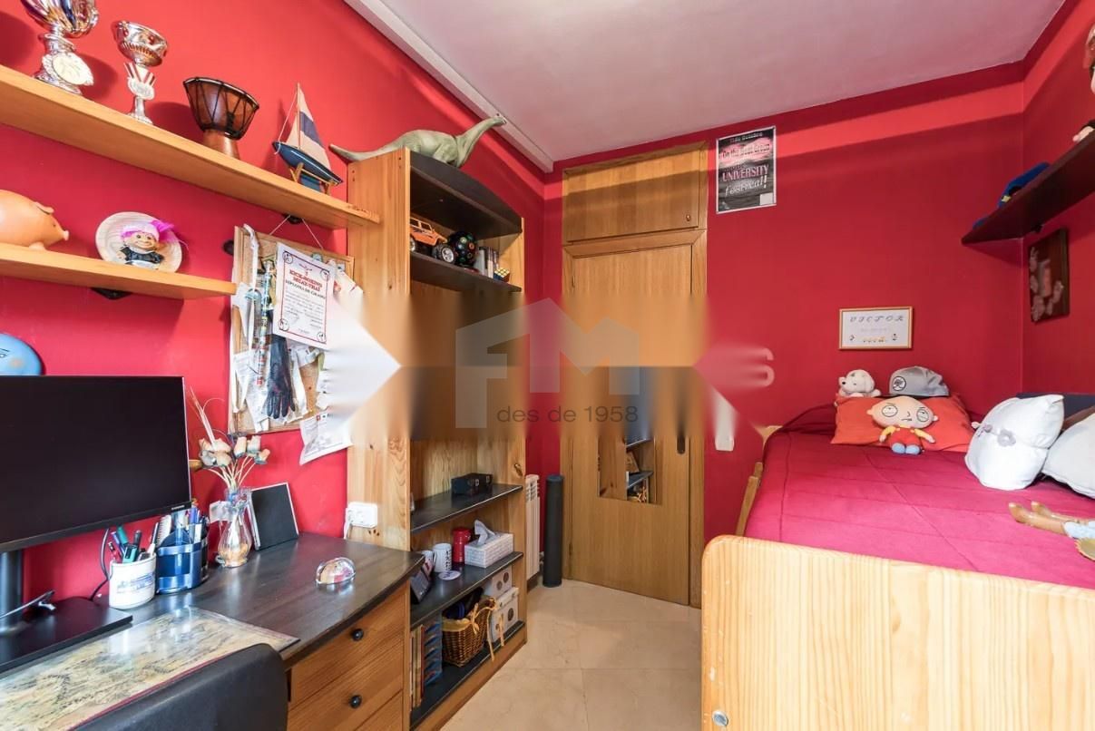 Bedroom of Flat for sale in  Barcelona Capital  with Furnished and Balcony