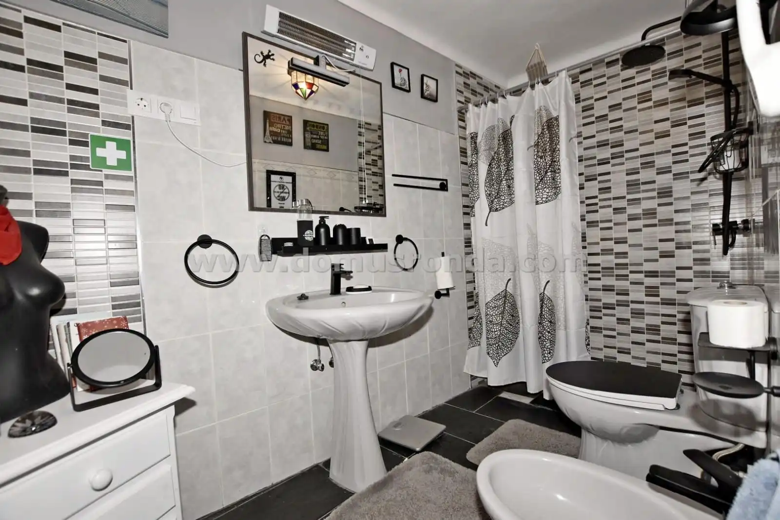 Baño de Casa o chalet en venta en Montejaque con Calefacción, Terraza y Balcón