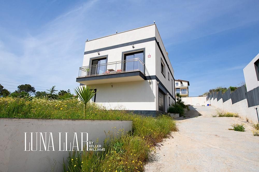 Exterior view of House or chalet for sale in Sant Pere de Ribes  with Private garden
