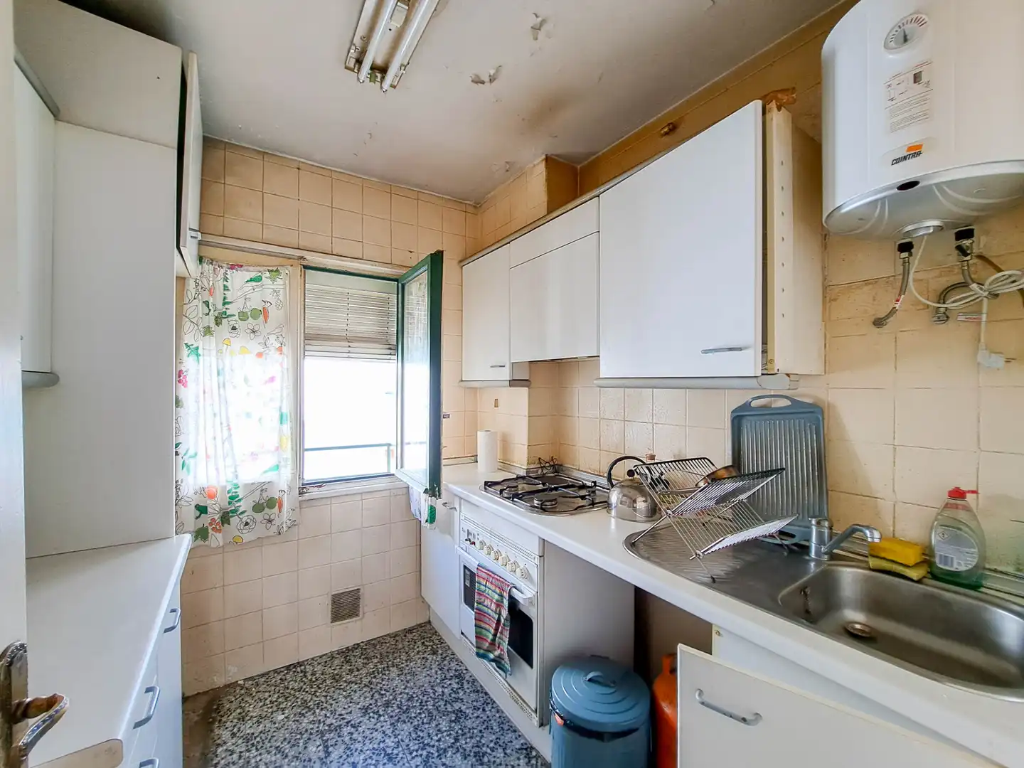 Cuina de Pis en venda en Madrid amb Calefacció