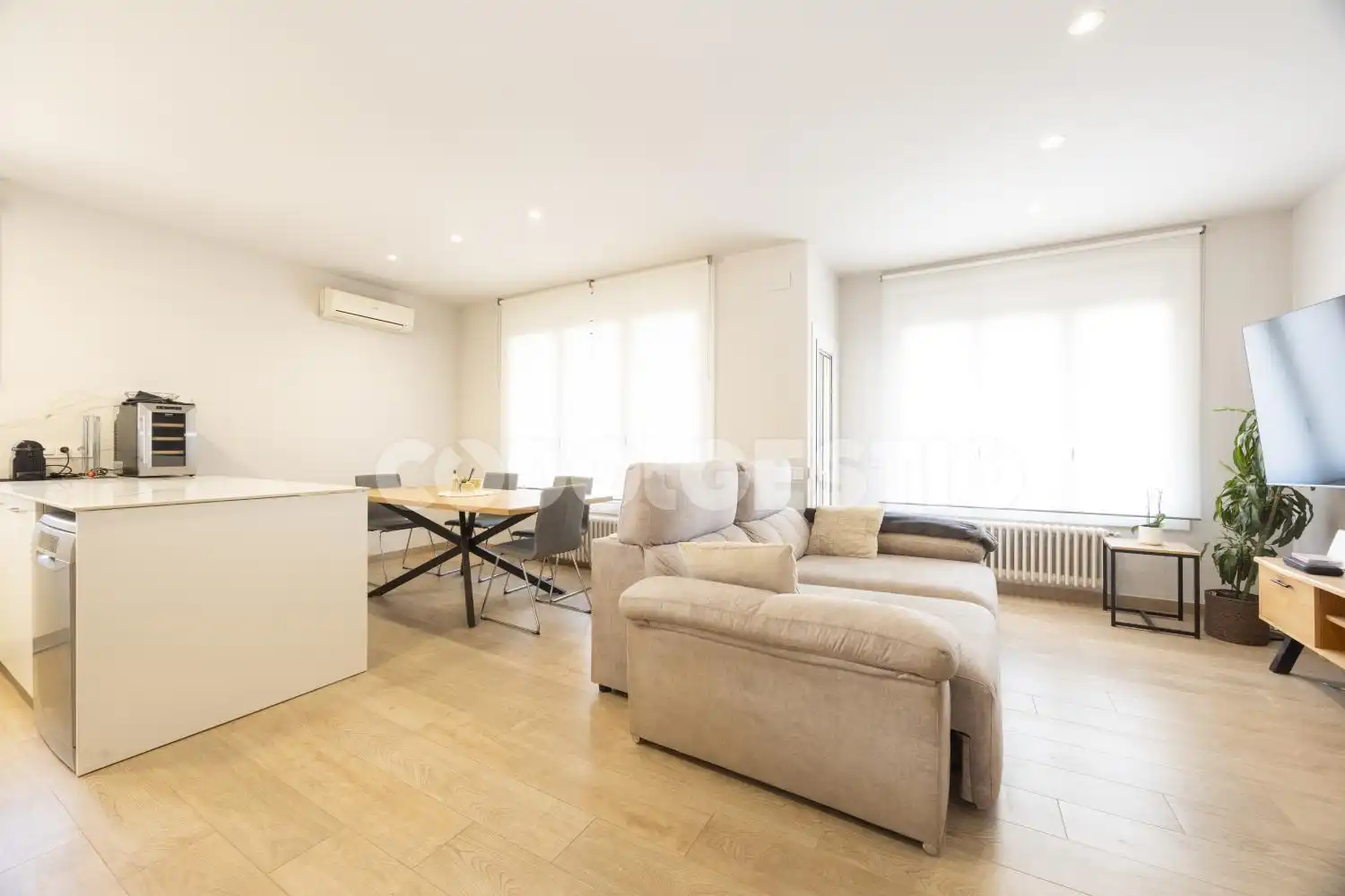 Sala d'estar de Casa o xalet en venda en Manlleu