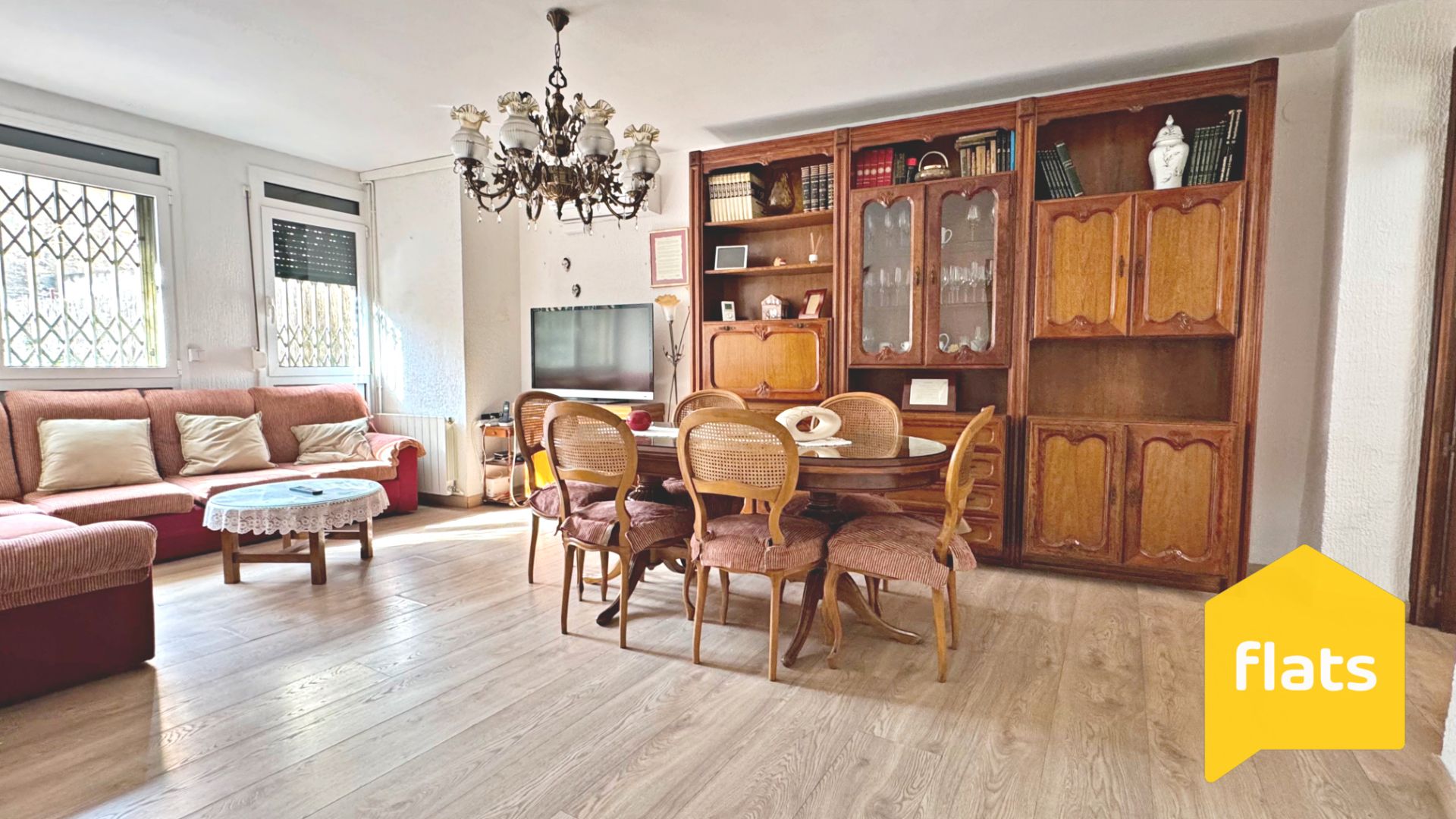 Dining room of Duplex for sale in Santa Coloma de Gramenet  with Air Conditioner, Heating and Private garden