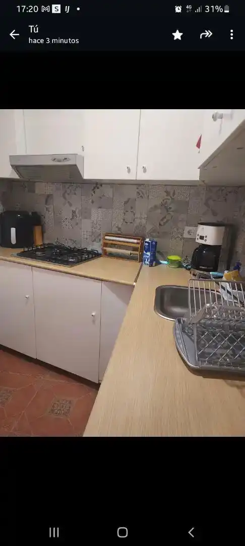 Cuina de Casa adosada en venda en Aldeanueva de San Bartolomé amb Aire condicionat i Microones
