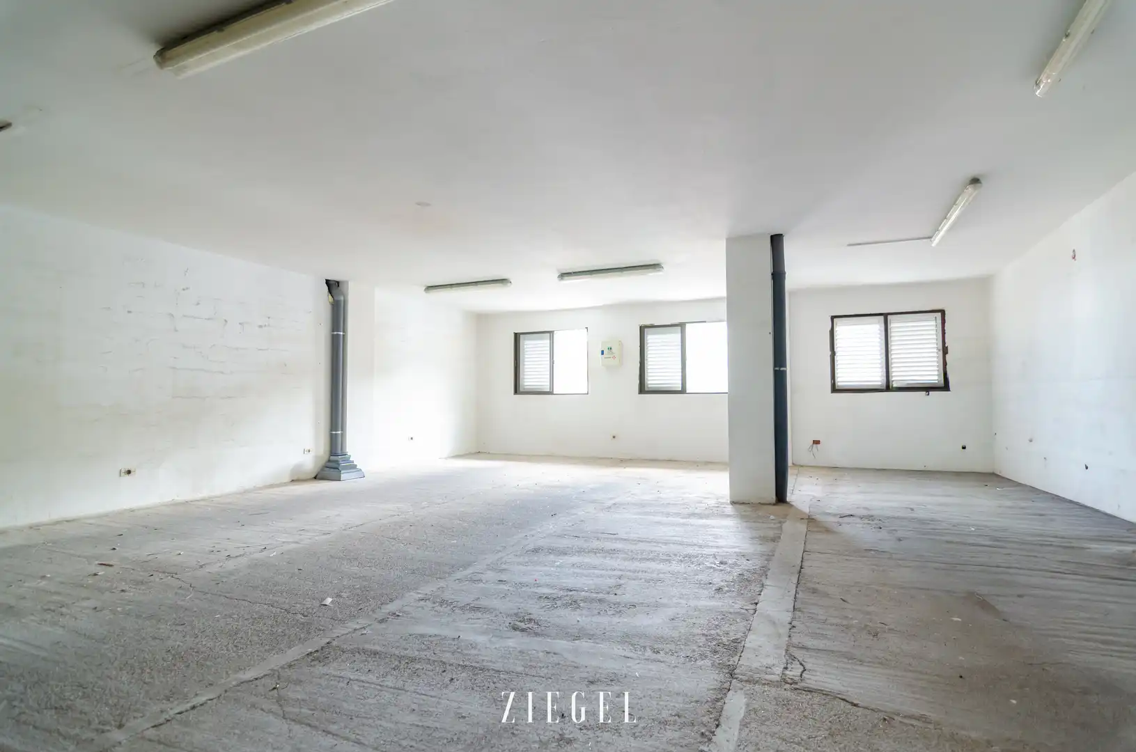 Commercial properties for sale in Las Palmas de Gran Canaria  with Air Conditioner
