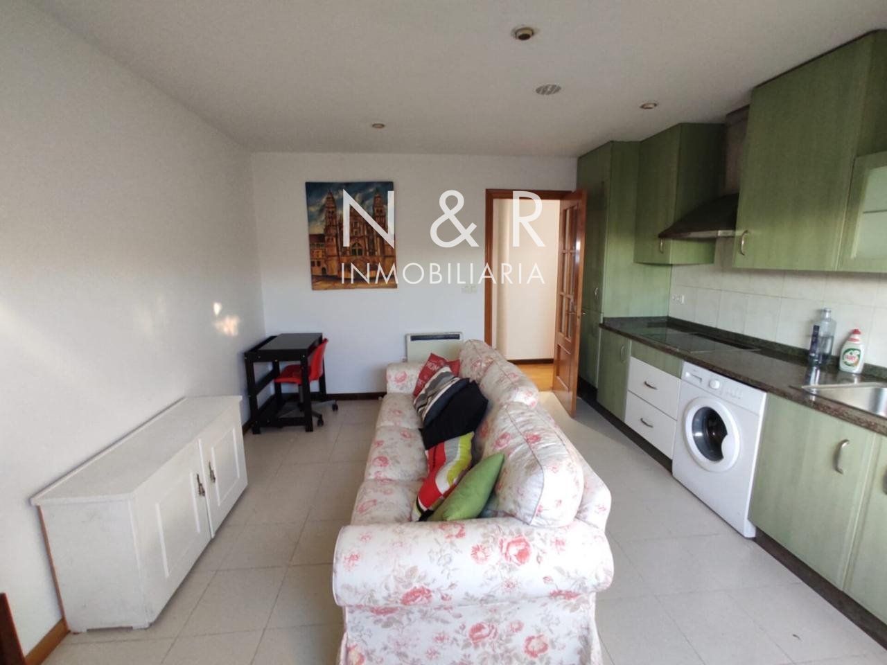 Vista exterior de Pis de lloguer en Santiago de Compostela  amb Calefacció i Moblat