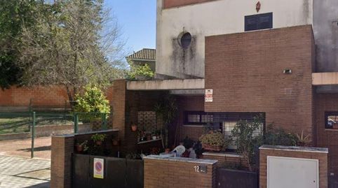 SE VENDE CASA ADOSADA OKUPADA SITUADA EN C del Progreso 12, Castilleja de la Cuesta Sevilla