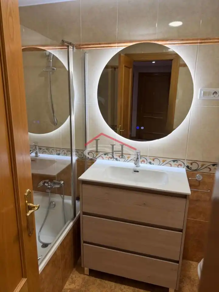 Apartment with lift to rent in PUERTA MONEDA, imagen 12