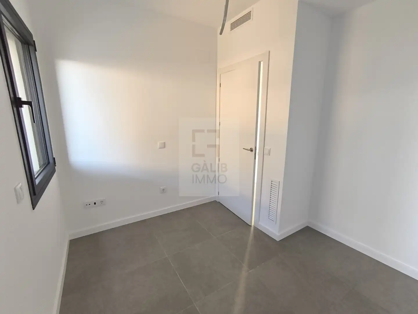 Detached homes for sale in Vila-sacra