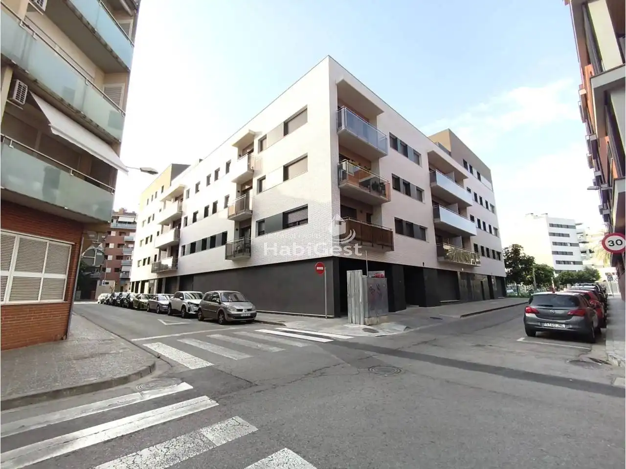 Exterior view of Garage for rent in Girona
