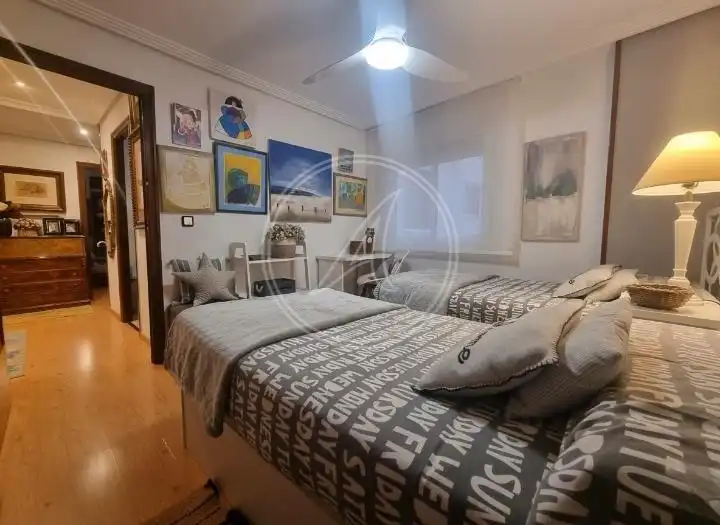 Schlafzimmer von Wohnung zum Verkauf in Alicante / Alacant mit Klimaanlage und Heizung