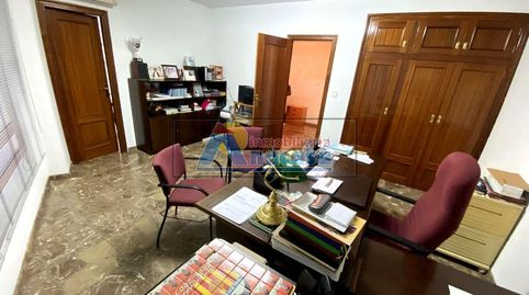 Foto 3 de Oficina de alquiler en Oliva pueblo, Oliva