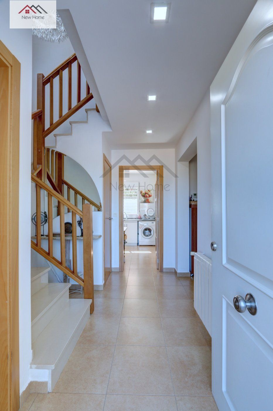 Casa adosada en venta en La Pobla de Vallbona con Aire acondicionado, Calefacción y Jardín privado