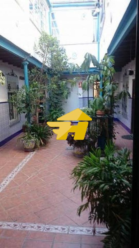 Jardí de Pis de lloguer en  Córdoba Capital amb Aire condicionat i Moblat