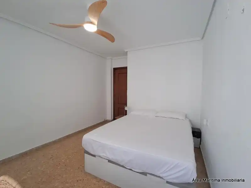Bedroom of Flat for rent in Valencia  with Air Conditioner, Heating and Furnished