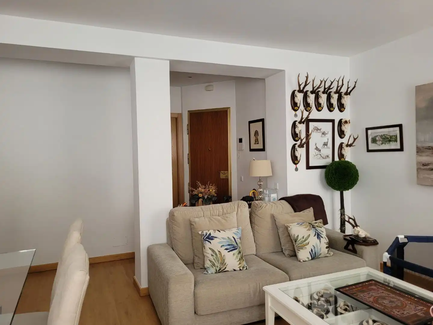 Living room of Flat for rent in  Madrid Capital  with Air Conditioner