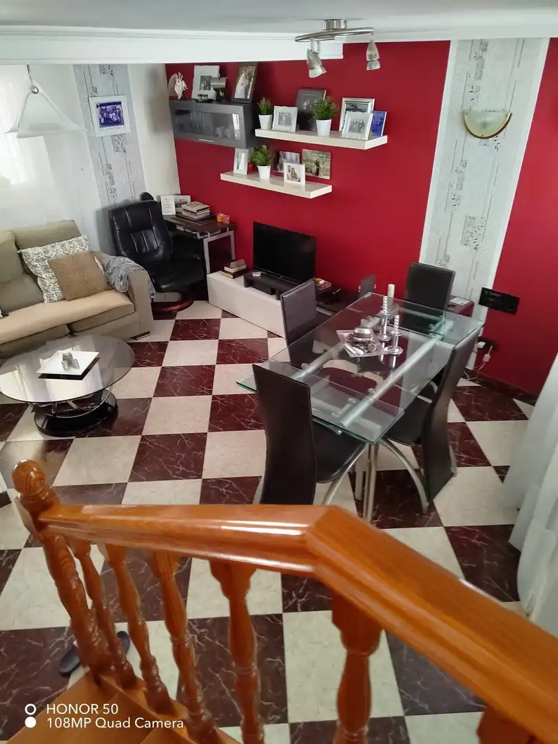 Menjador de Casa adosada en venda en Cardeñajimeno amb Calefacció, Parquet i Traster