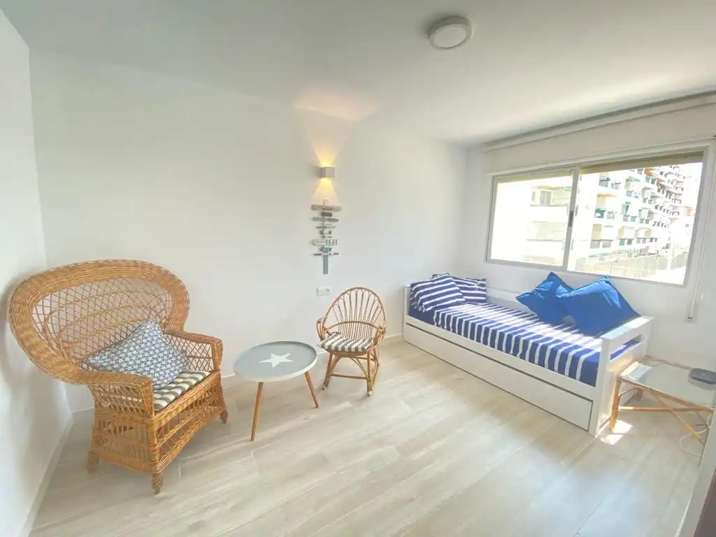 Apartamento con piscina en alquiler en Playa Norte, imagen 5