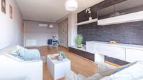 Sala d'estar de Pis en venda en  Madrid Capital amb Aire condicionat, Calefacció i Traster