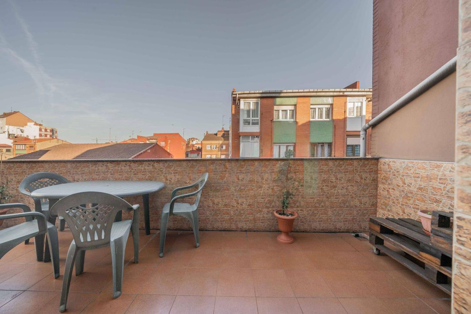 Terrassa de Pis en venda en Gijón  amb Calefacció, Terrassa i Traster