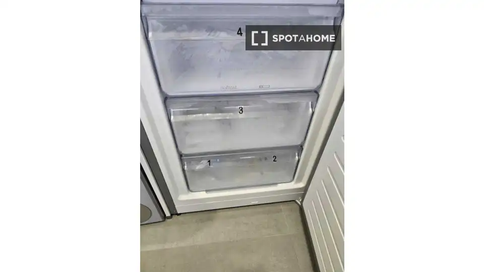 Piso para compartir en Madrid con Aire acondicionado, Calefacción y Amueblado