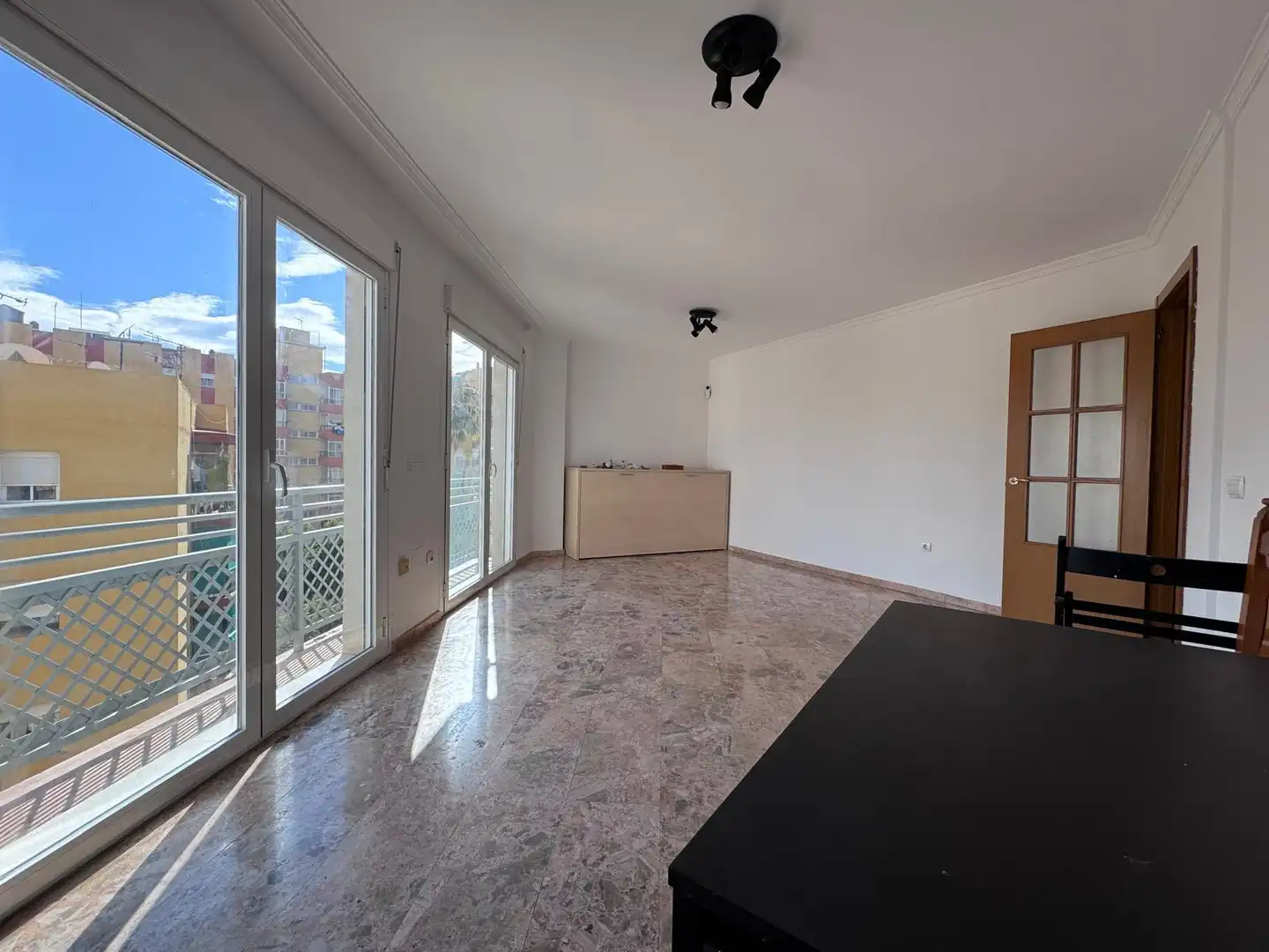 Living room of Flat for sale in Fuengirola  with Terrace and Balcony