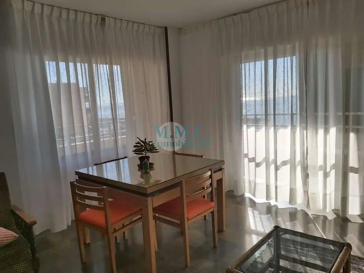 Esszimmer von Wohnung zur Miete in Roquetas de Mar mit Klimaanlage, Terrasse und Möbliert