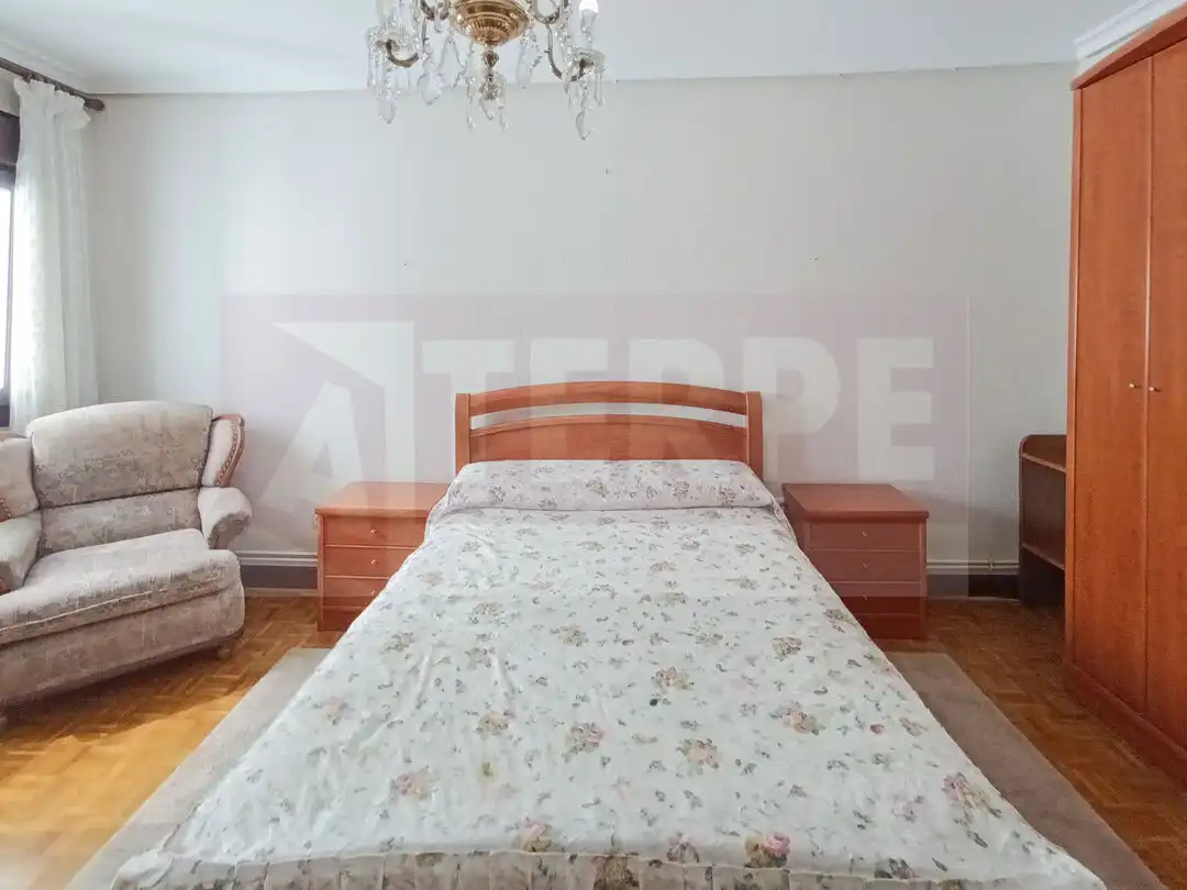 Habitación de Piso en venta en Pasaia con Calefacción, Trastero y Balcón