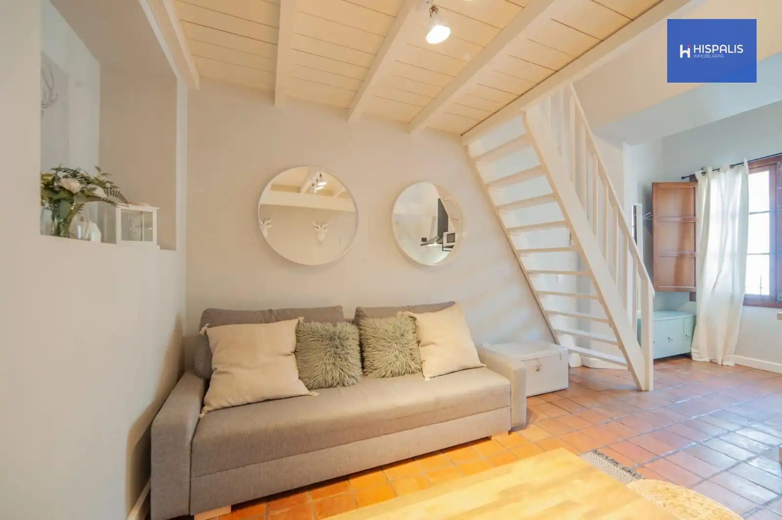 Sala de estar de Loft en venta en Casco Antiguo