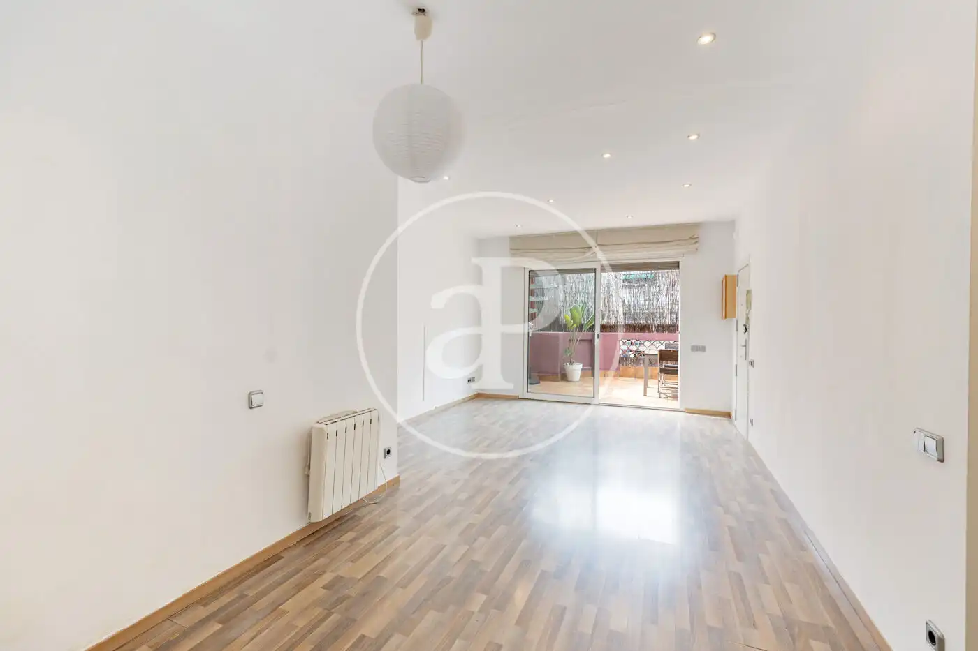 Exterior view of Flat for sale in Barcelona  with Air Conditioner, Heating and Terrace