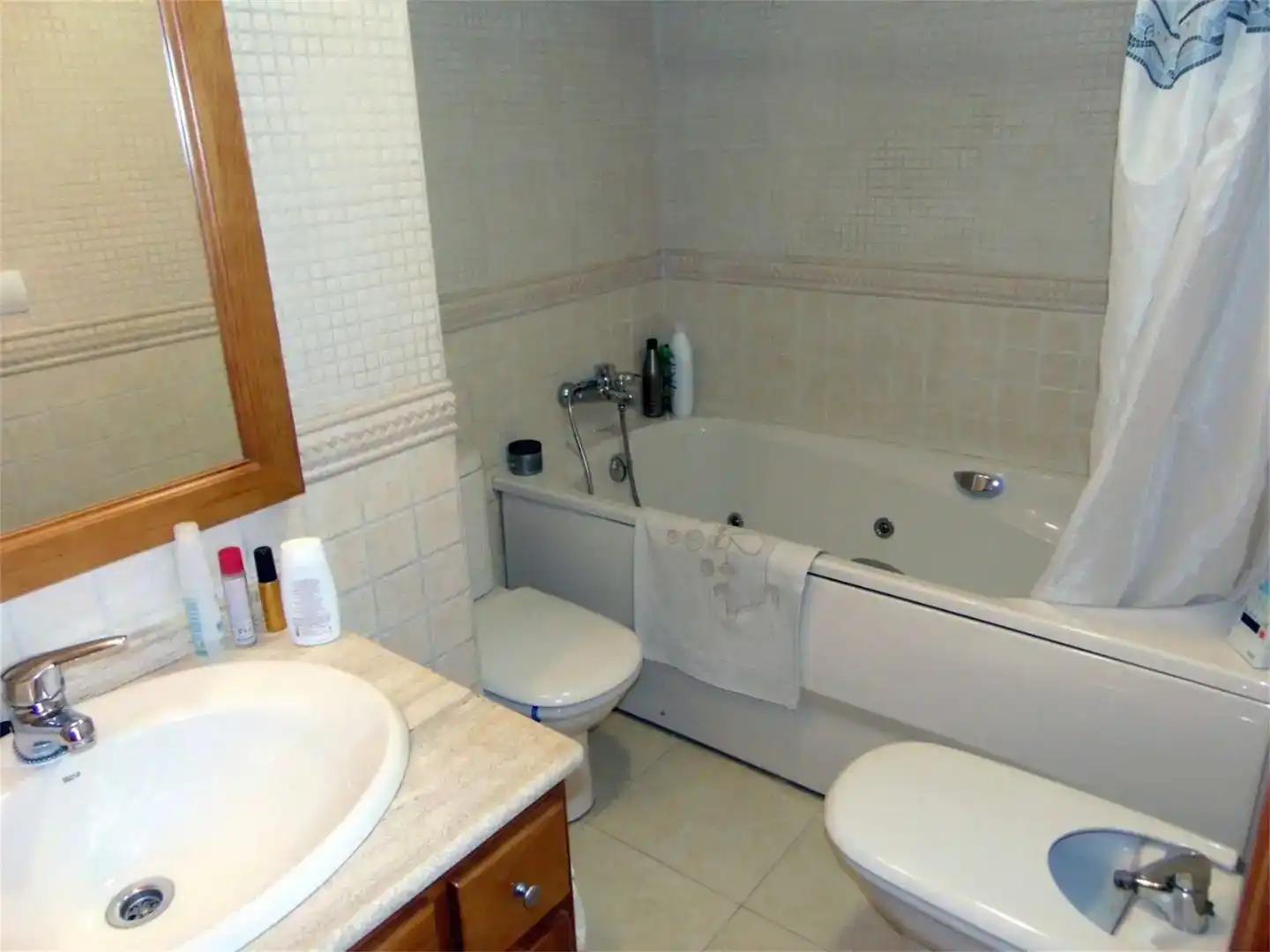 Badezimmer von Dachboden zur Miete in Almería mit Klimaanlage, Möbliert und Balkon