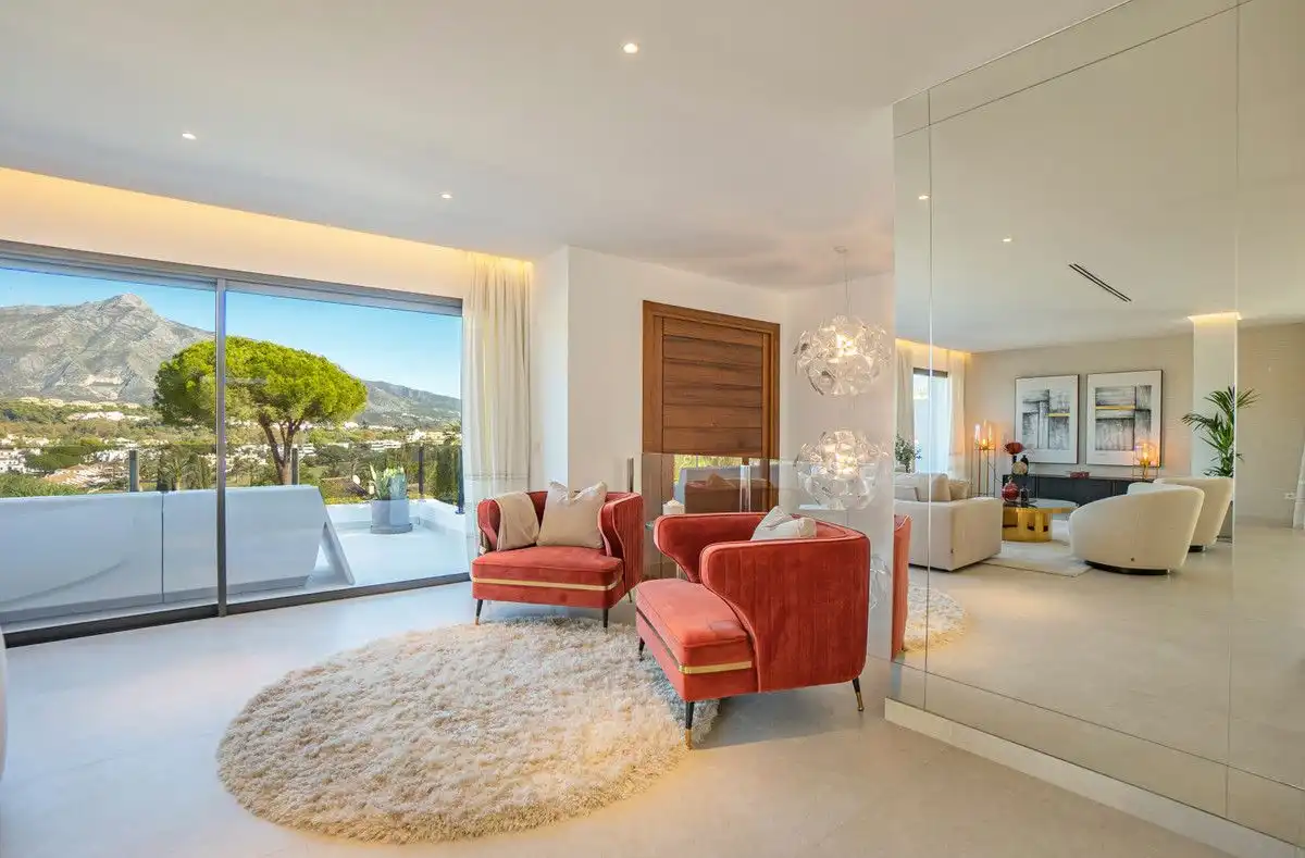 Villa mit Terrasse zum Verkauf in Nueva Andalucía, imagen 5