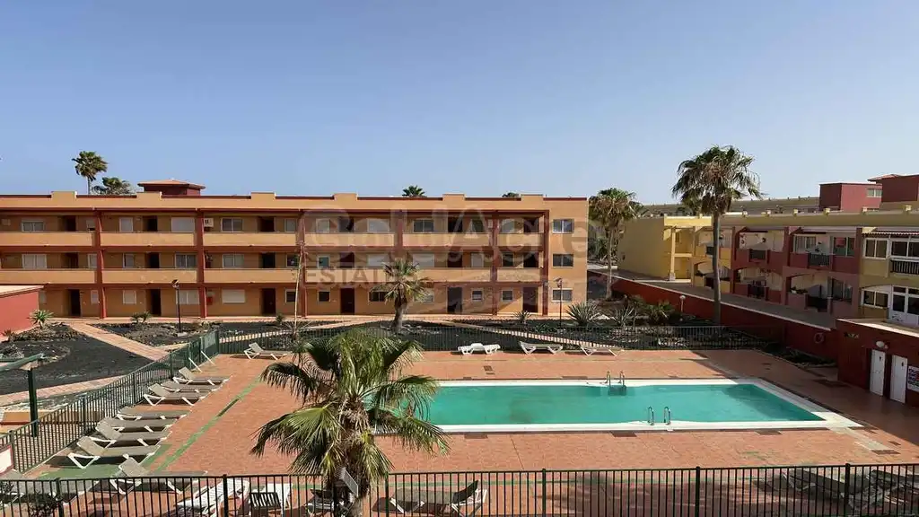 Vista exterior de Apartament en venda en La Oliva