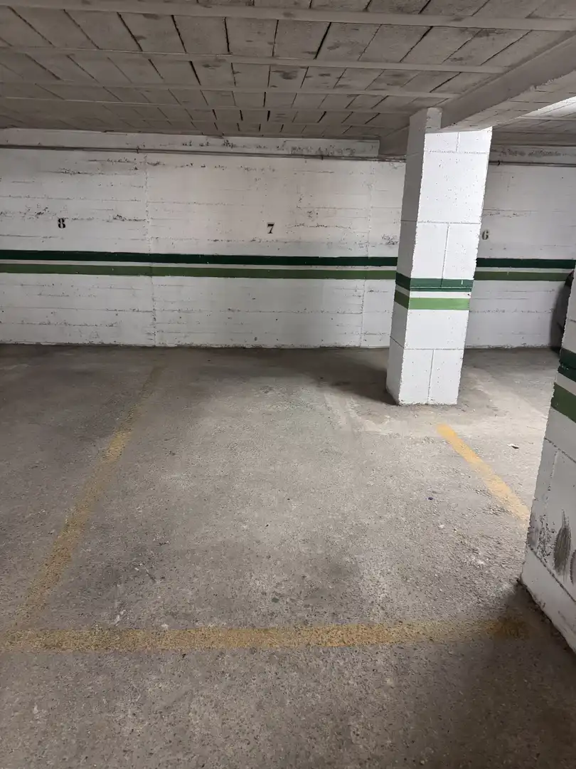 Parkplatz von Garage zur Miete in Torremolinos
