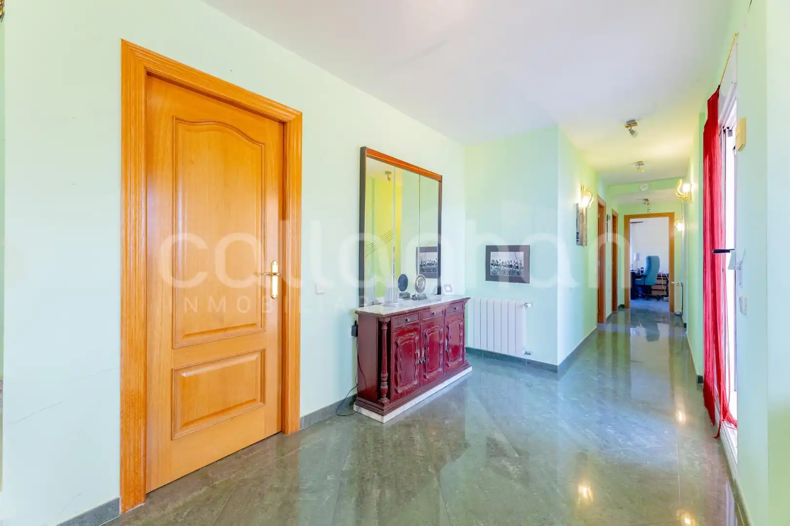 Casa o xalet en venda en La Pobla de Vallbona amb Aire condicionat, Calefacció i Jardí privat