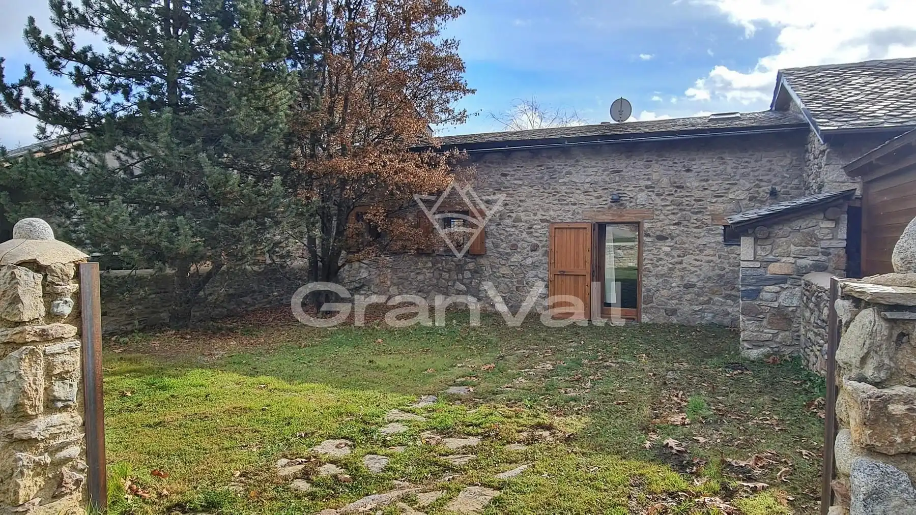 Casa adosada en venta en Dorres con Calefacción, Jardín privado y Terraza