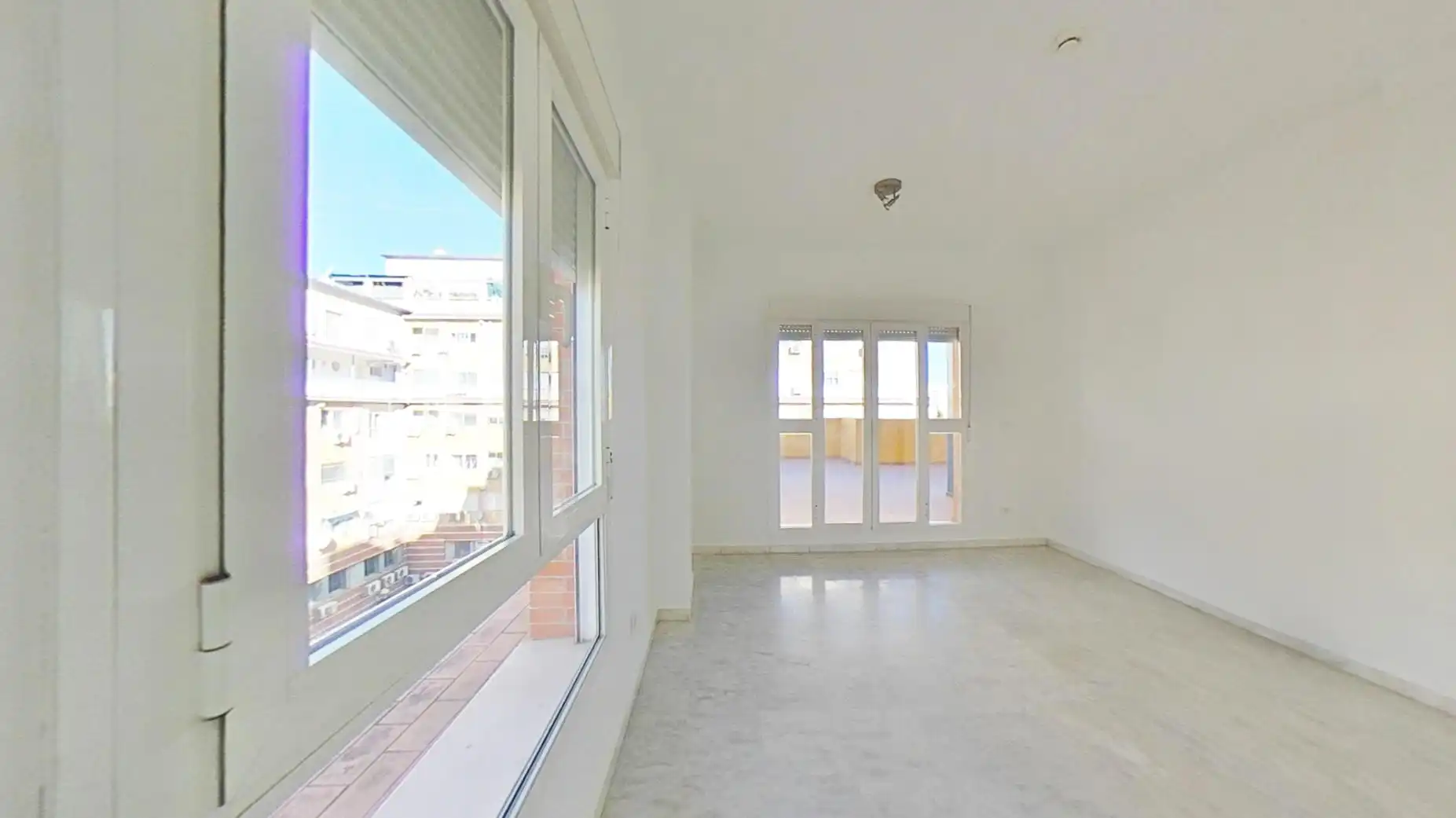 Apartamento en venta en Av Aeronaútica, Urbadiez - Entrepuentes