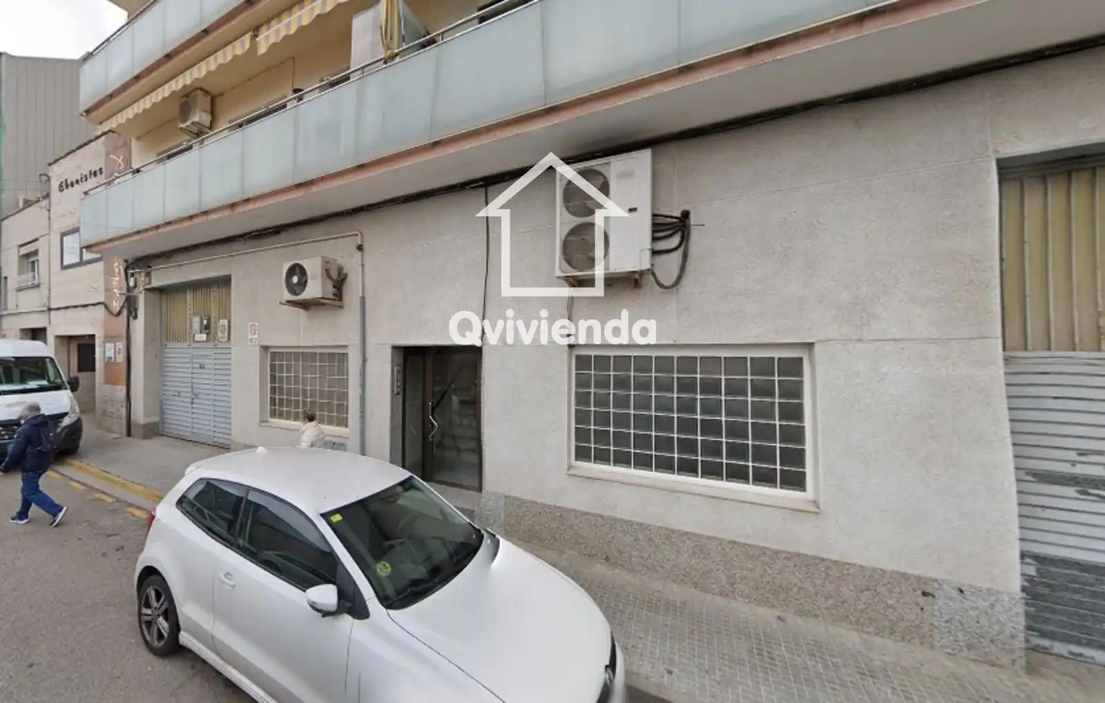 Vista exterior de Pis en venda en Terrassa amb Terrassa i Balcó